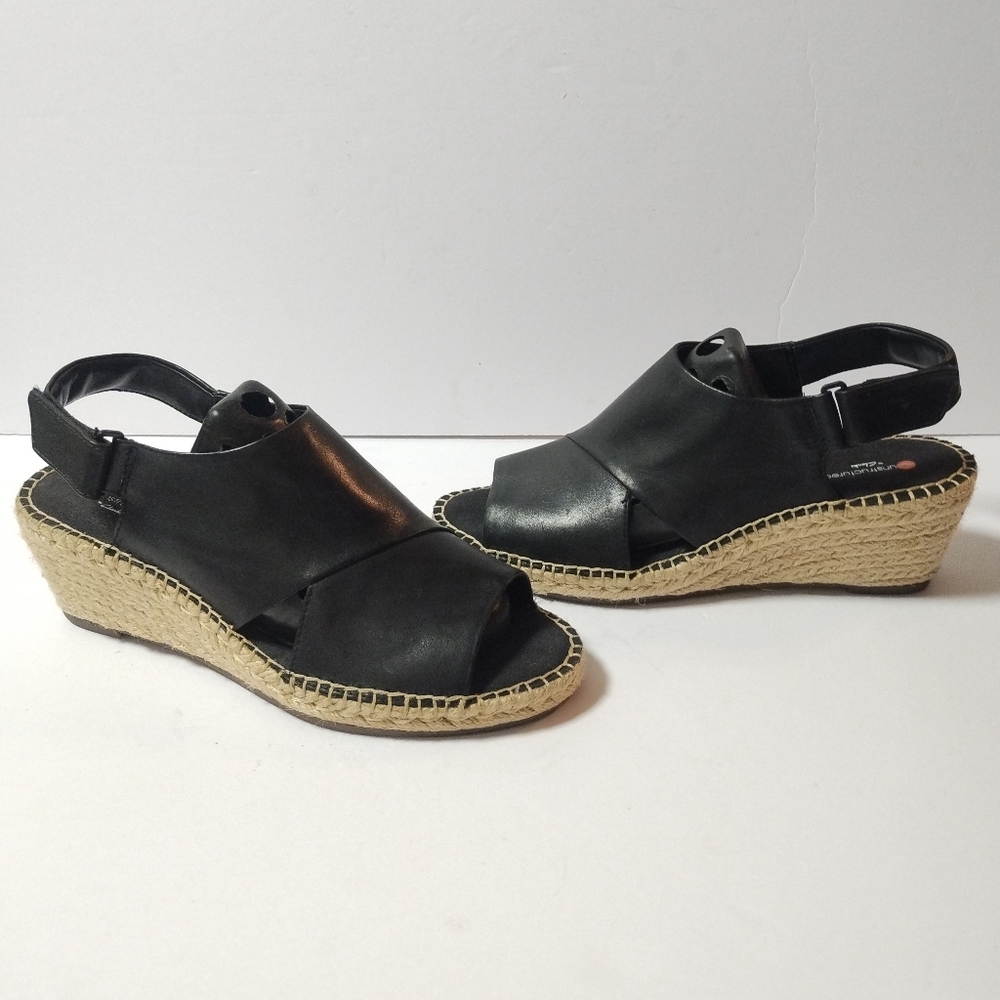 Clarks Petrina Abby Wedge Espadrilles Sandal Woman's size 9M in Black Leather